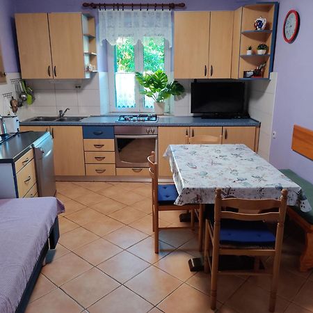 Apartman Jadranka Veli Losinj Exterior photo